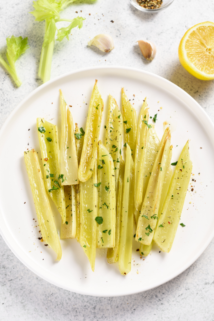 Braised Celery with Garlic and Lemon
